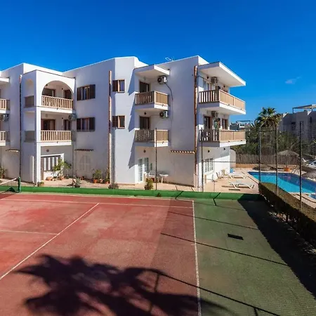 Salas Apartment *