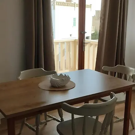 Apartment Salas